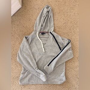 Tommy Hilfiger Gray Sweatshirt with White and Navy Stripe